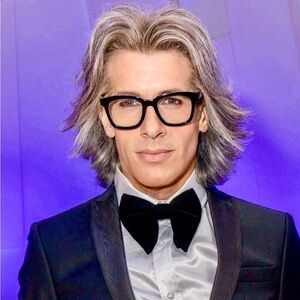 Meet your Posher, Mark